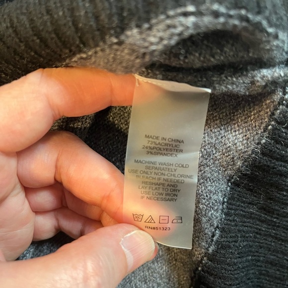 NWT Vince Camuto Colorblock Turtleneck Sweater Size 1X - Picture 8 of 12